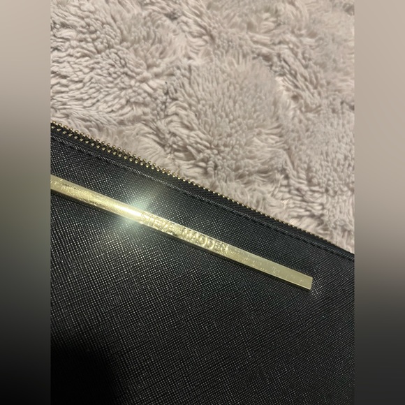 🕋STEVE MADDEN WALLET WRISTLET🕋 - Picture 2 of 4